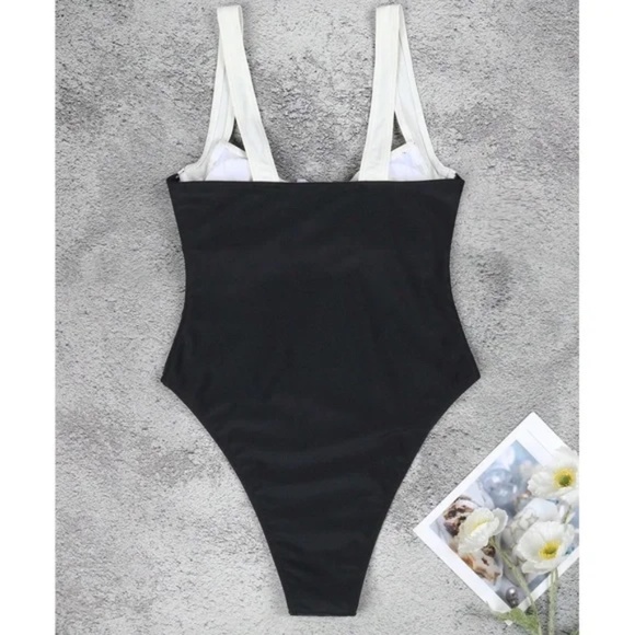 Color Block High Cut Bottom One Piece Monokini Swimsuit - Picture 6 of 9